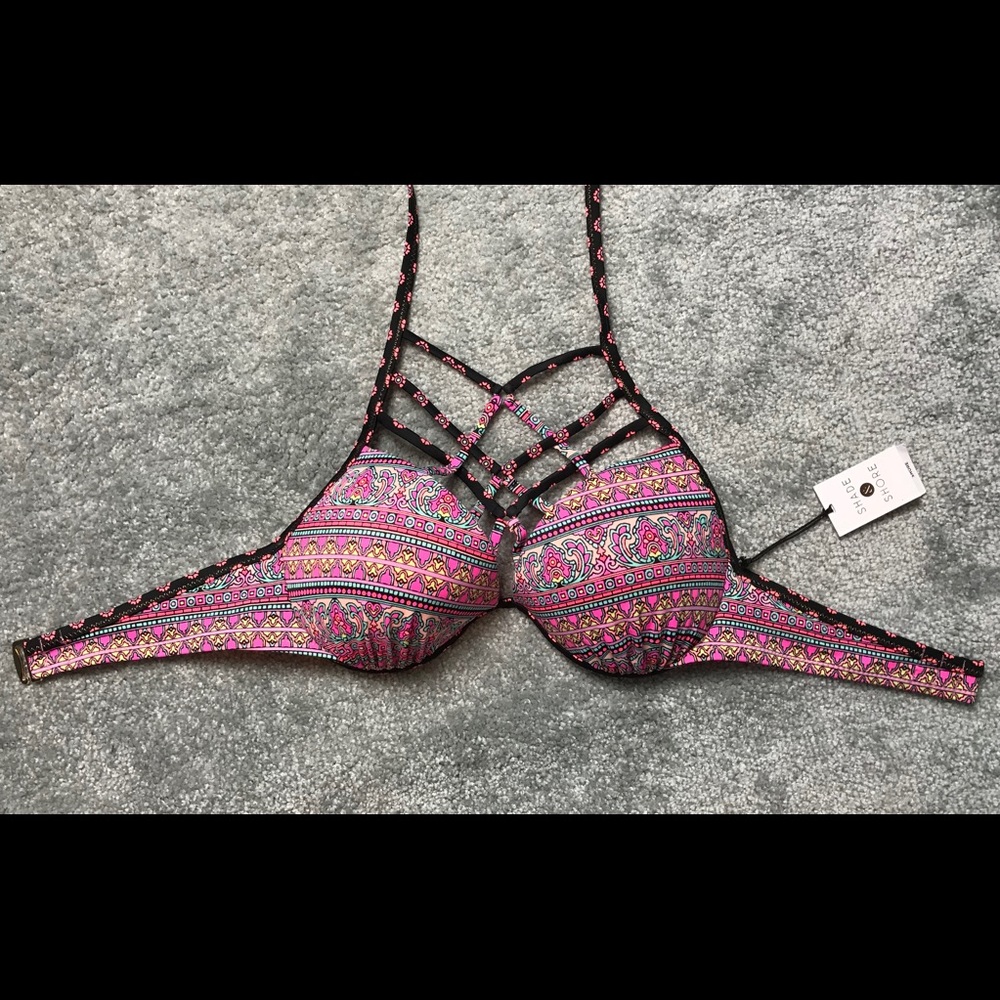 SHADE AND SHORE SWIMSUIT TOP